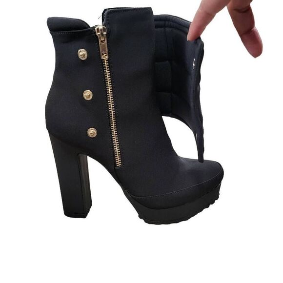 THALIA SODI
Women's Charlie Booties size 6 - Picture 4 of 16